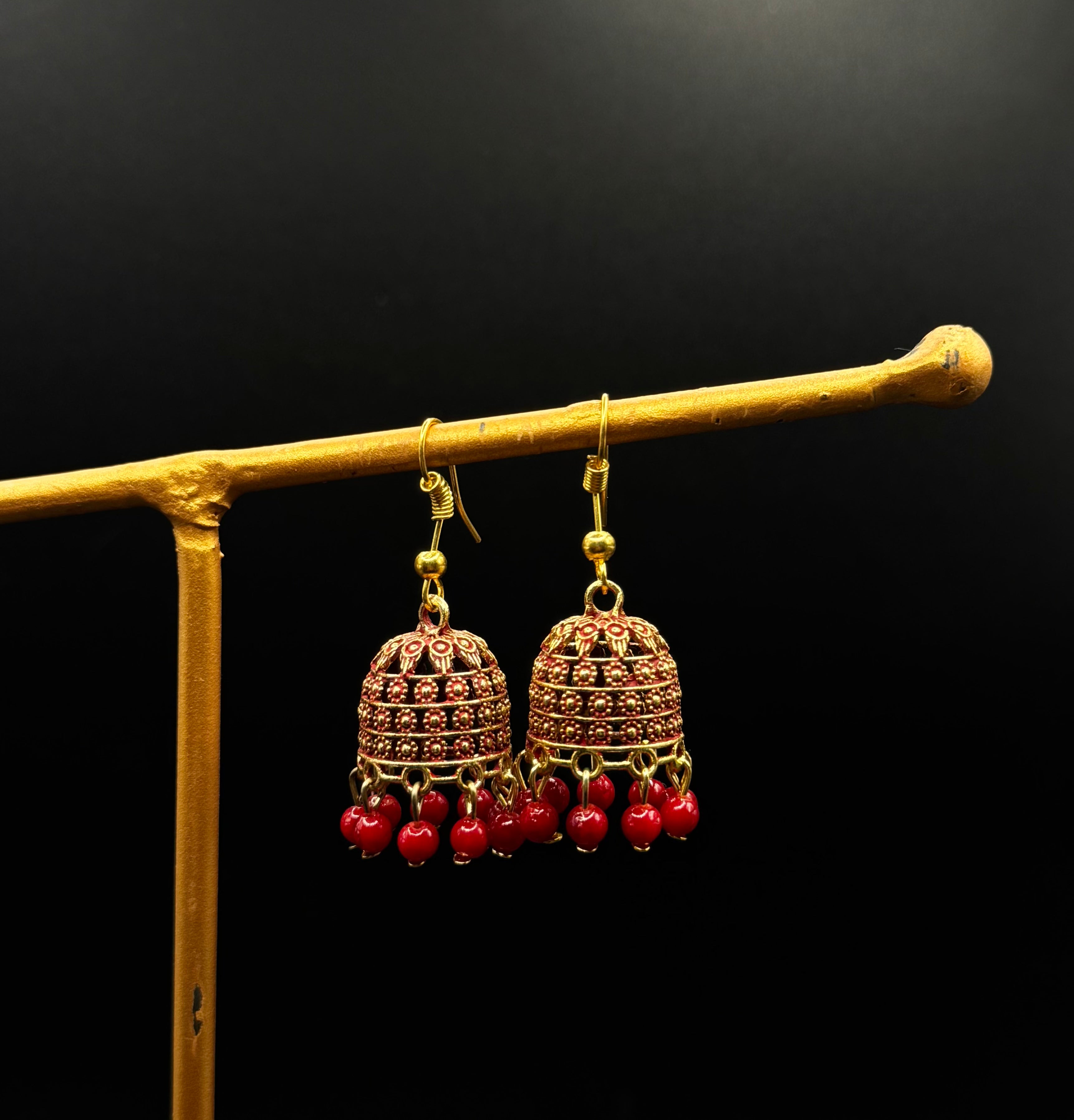 Saba-e-shahi Jhumkay